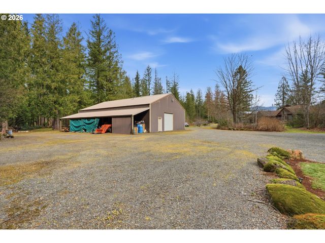 57214 E MARMOT Rd, Sandy, OR 97055