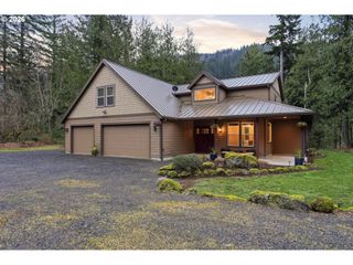 57214 E MARMOT Rd, Sandy, OR 97055