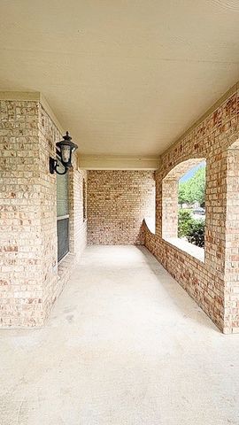 624 Vickie Street, Crowley, TX 76036