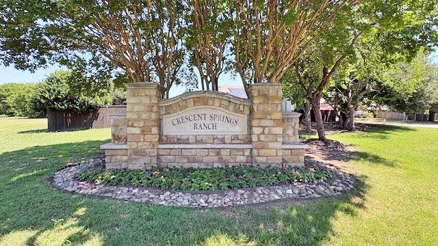 624 Vickie Street, Crowley, TX 76036
