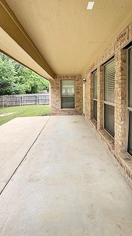 624 Vickie Street, Crowley, TX 76036
