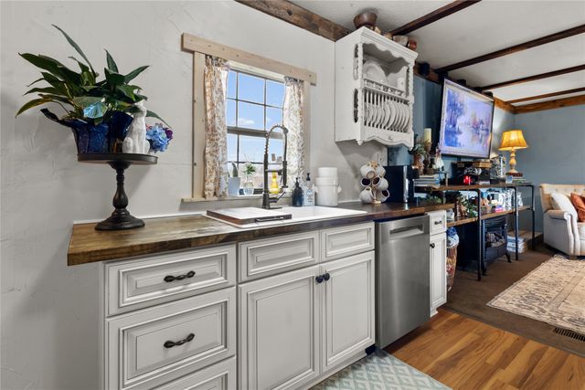 6114 County Road 0050, Corsicana, TX 75110