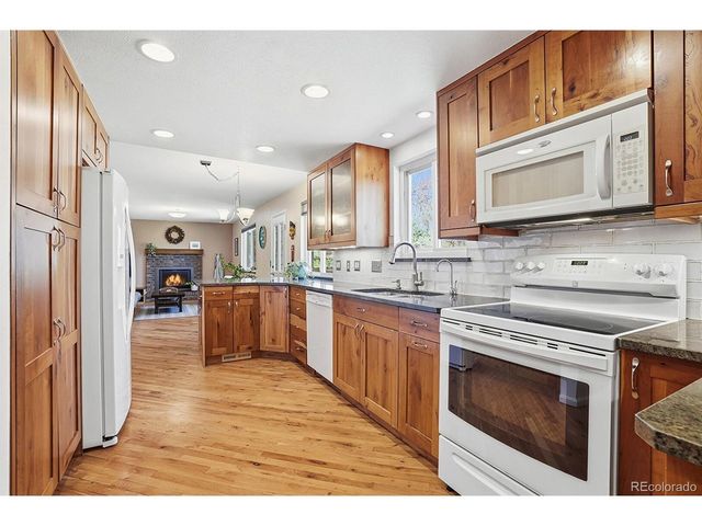 7144 Beech Ct, Arvada, CO 80004