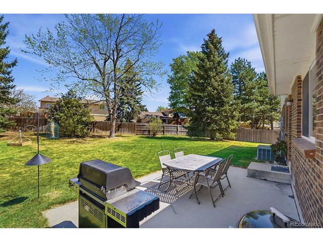 7144 Beech Ct, Arvada, CO 80004