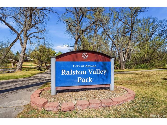 7144 Beech Ct, Arvada, CO 80004