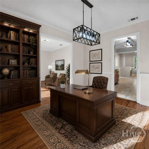 2019 Ashley Road, Savannah, GA 31410