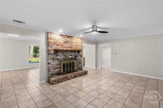 2019 Ashley Road, Savannah, GA 31410