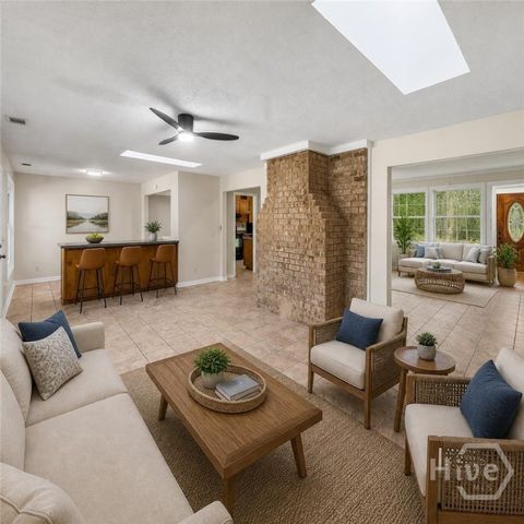 2019 Ashley Road, Savannah, GA 31410