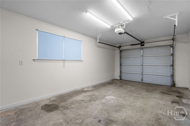 2019 Ashley Road, Savannah, GA 31410