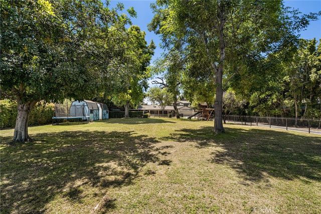 440 W Main Street, Tustin, CA 92780