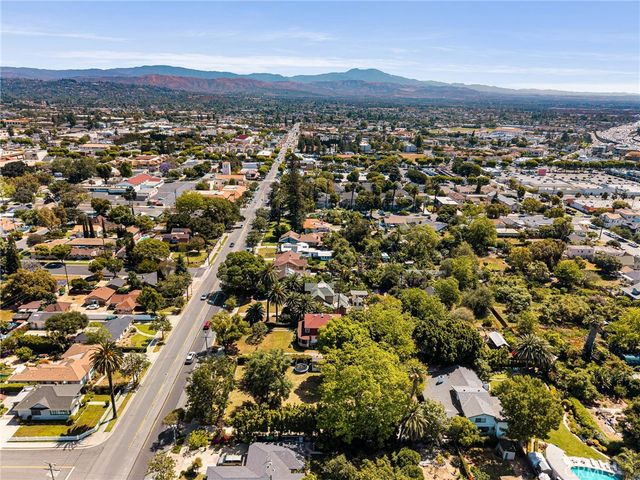 440 W Main Street, Tustin, CA 92780