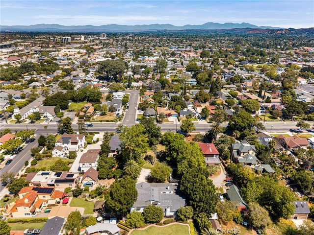 440 W Main Street, Tustin, CA 92780