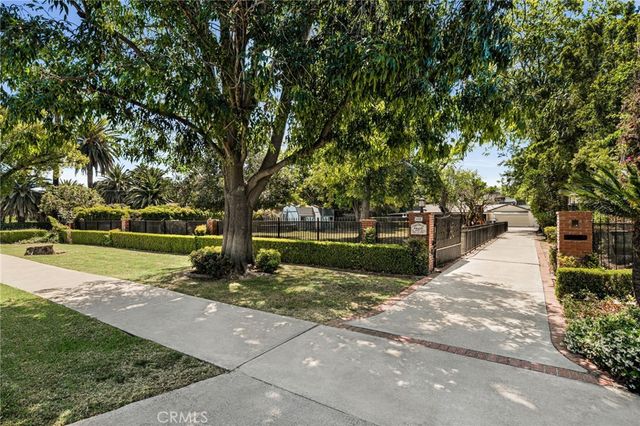 440 W Main Street, Tustin, CA 92780