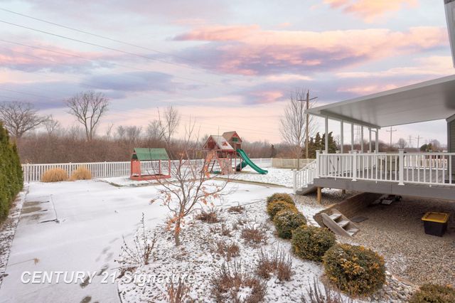 4211 Spurwood Drive, Saginaw Twp, MI 48603