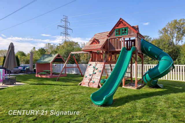 4211 Spurwood Drive, Saginaw Twp, MI 48603