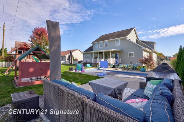 4211 Spurwood Drive, Saginaw Twp, MI 48603