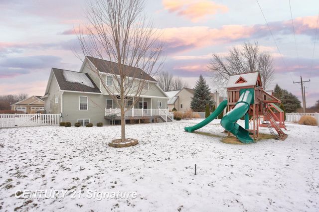 4211 Spurwood Drive, Saginaw Twp, MI 48603