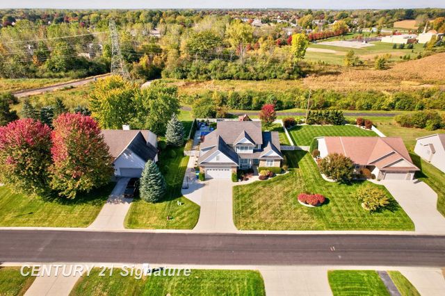 4211 Spurwood Drive, Saginaw Twp, MI 48603