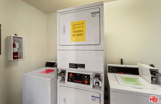 1102 W 29th Street, Los Angeles, CA 90007