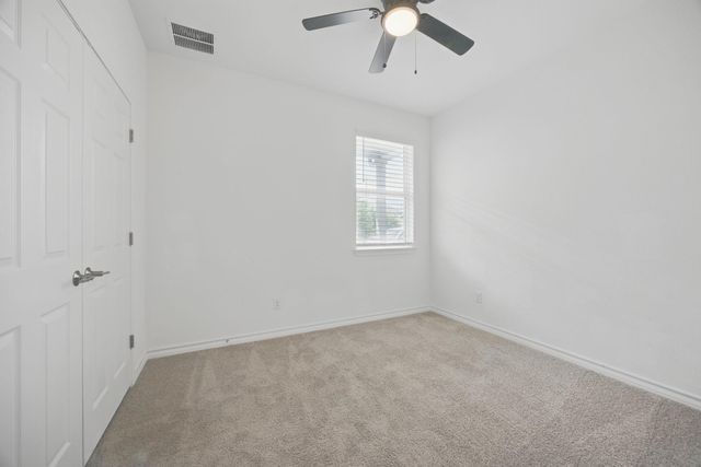 209 Thurman Holt RD, Hutto, TX 78634