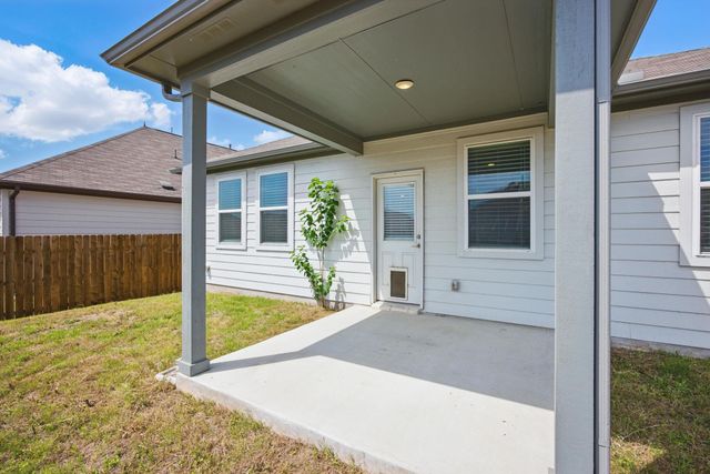 209 Thurman Holt RD, Hutto, TX 78634