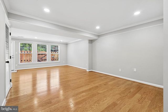 13598 BATHGATE DR, Herndon, VA 20171