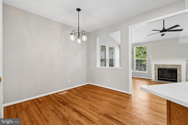 13598 BATHGATE DR, Herndon, VA 20171