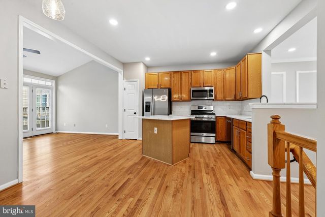 13598 BATHGATE DR, Herndon, VA 20171