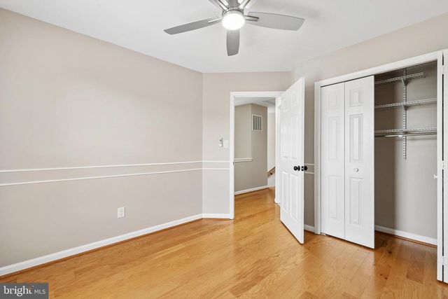 13598 BATHGATE DR, Herndon, VA 20171