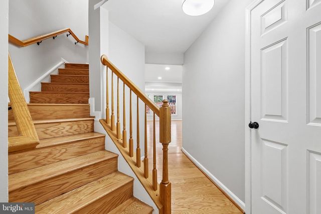 13598 BATHGATE DR, Herndon, VA 20171