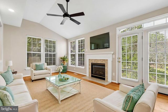 13598 BATHGATE DR, Herndon, VA 20171