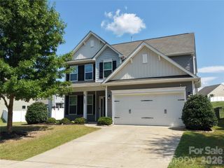 127 Lantern Acres Drive, Mooresville, NC 28115