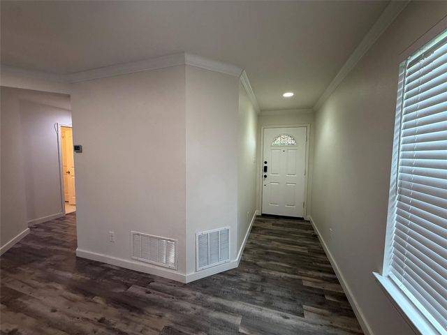 4305 Big Bend TRL, Taylor, TX 76574