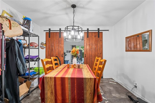 205 SE El Paso Street, Gravette, AR 72736