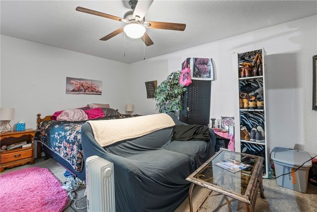 205 SE El Paso Street, Gravette, AR 72736