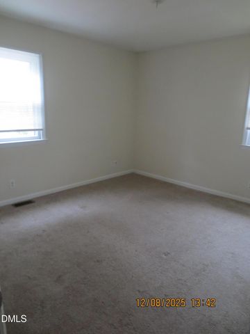 25 E North Street, Angier, NC 27501