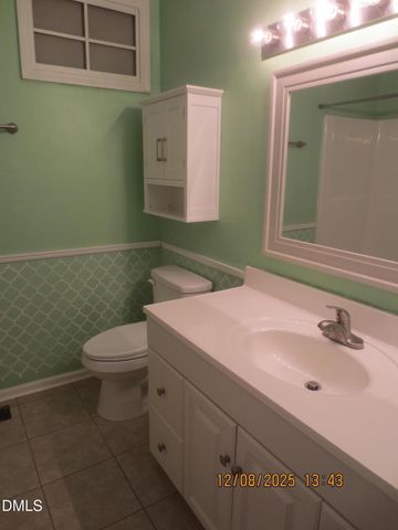 25 E North Street, Angier, NC 27501