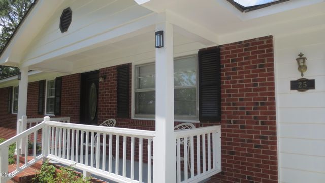 25 E North Street, Angier, NC 27501