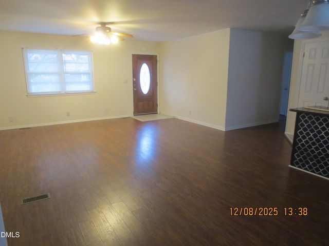 25 E North Street, Angier, NC 27501