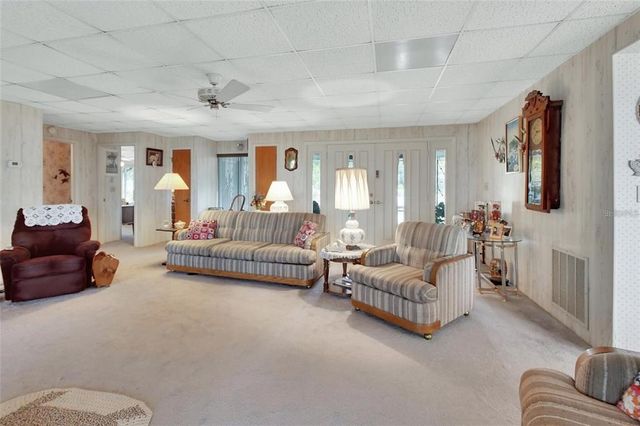 180 ROBINSON LANE, Seville, FL 32190