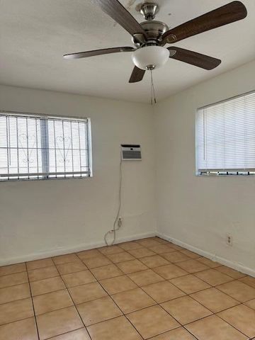 807 Phippen Waiters Road 2, Dania Beach, FL 33004