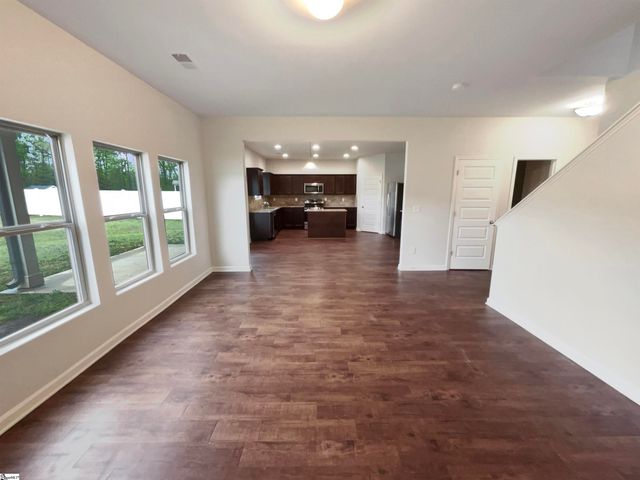 106 Elmhaven Drive, Simpsonville, SC 29681