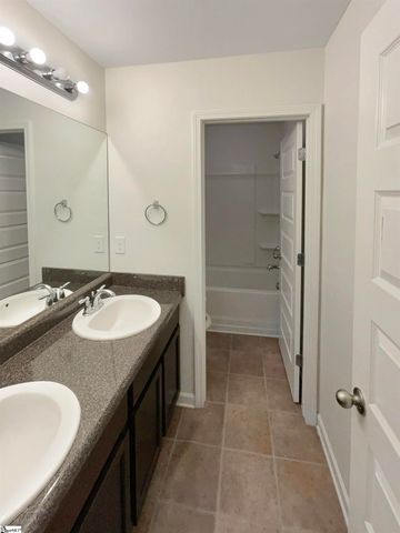 106 Elmhaven Drive, Simpsonville, SC 29681