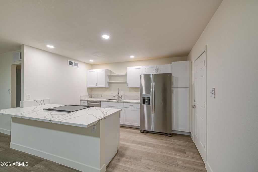 3700 W CAVALIER Drive, Phoenix, AZ 85019 — photo 2