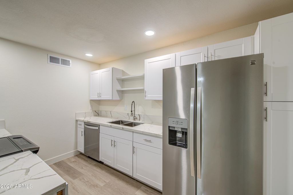 3700 W CAVALIER Drive, Phoenix, AZ 85019 — photo 3