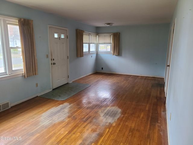 107 Fairview Avenue, Albany, NY 12208