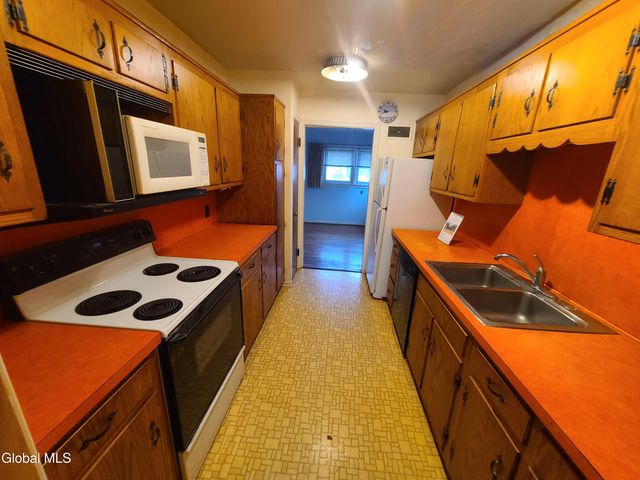 107 Fairview Avenue, Albany, NY 12208