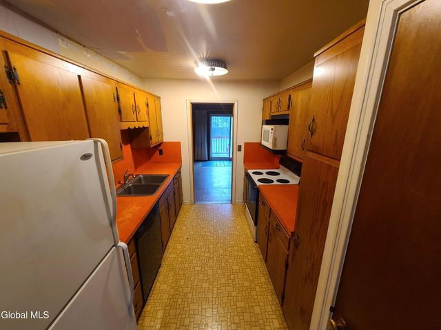 107 Fairview Avenue, Albany, NY 12208