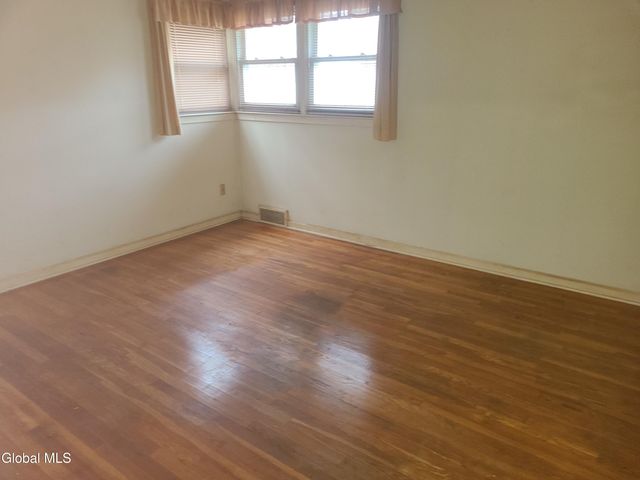 107 Fairview Avenue, Albany, NY 12208