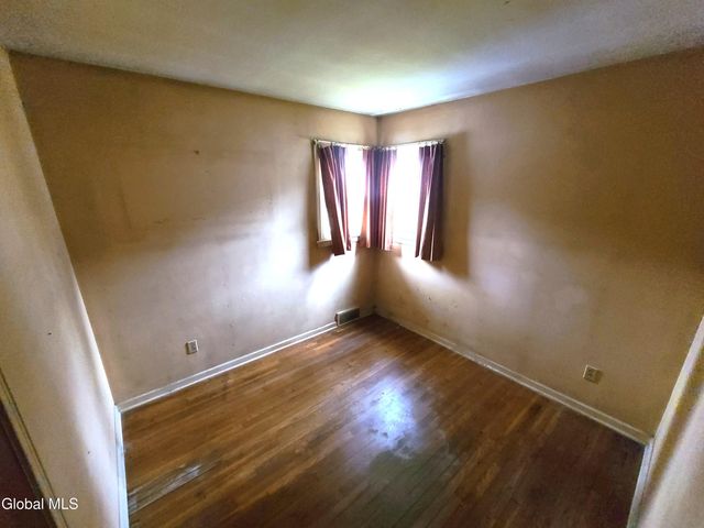 107 Fairview Avenue, Albany, NY 12208